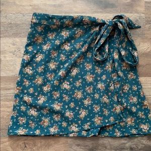 american eagle skirt